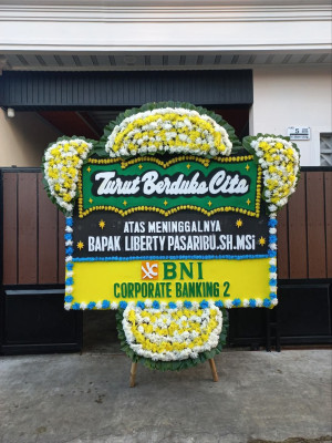 Papan Bunga Duka di Kenari