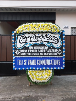 Papan Bunga Duka di Kenari